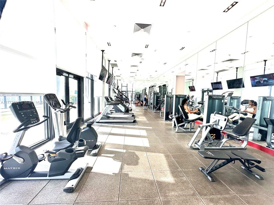 Recently Sold: $605,000 (2 beds, 2 baths, 1055 Square Feet)