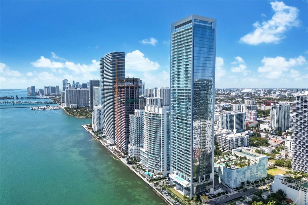 Recently Sold: $349,000 (1 beds, 1 baths, 822 Square Feet)