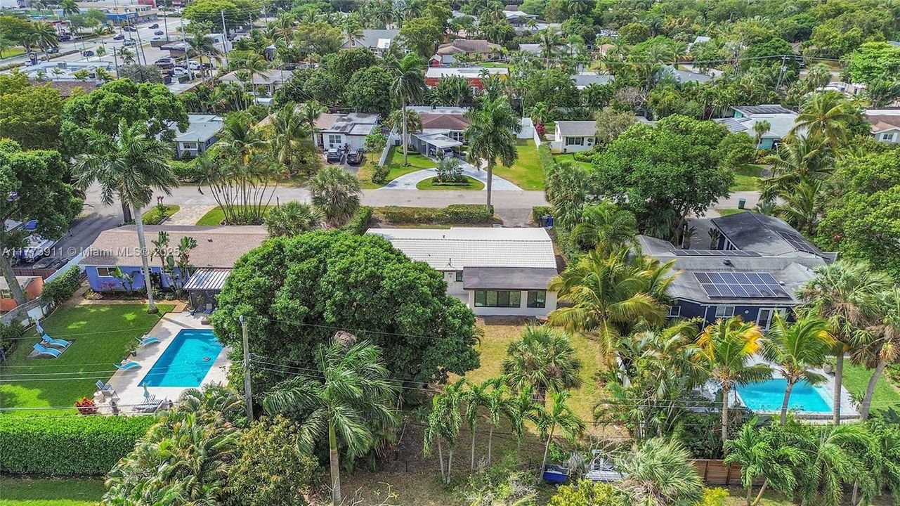 Vendido Recientemente: $665,000 (4 camas, 2 baños, 1756 Pies cuadrados)