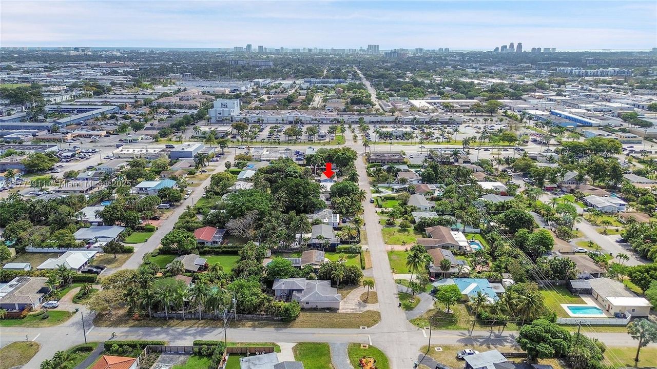 Vendido Recientemente: $665,000 (4 camas, 2 baños, 1756 Pies cuadrados)