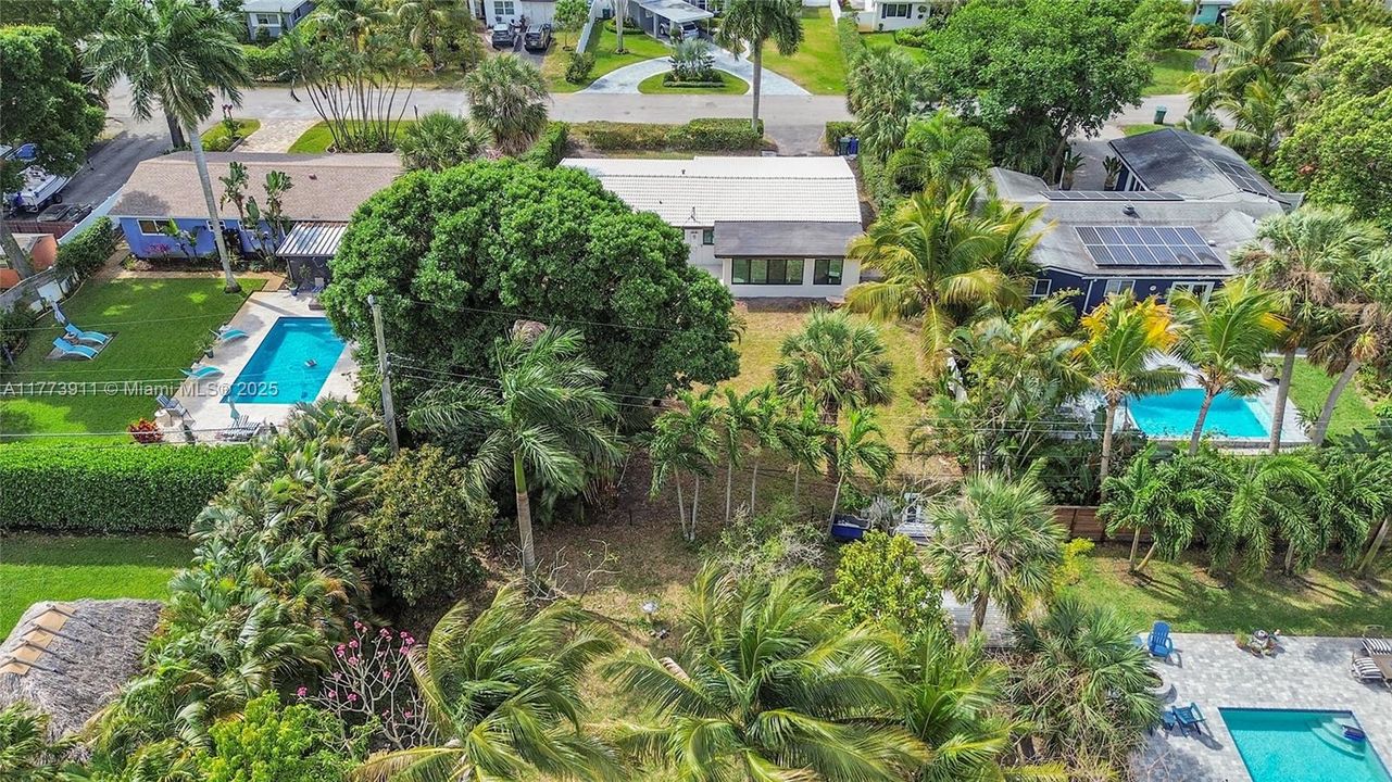 Vendido Recientemente: $665,000 (4 camas, 2 baños, 1756 Pies cuadrados)