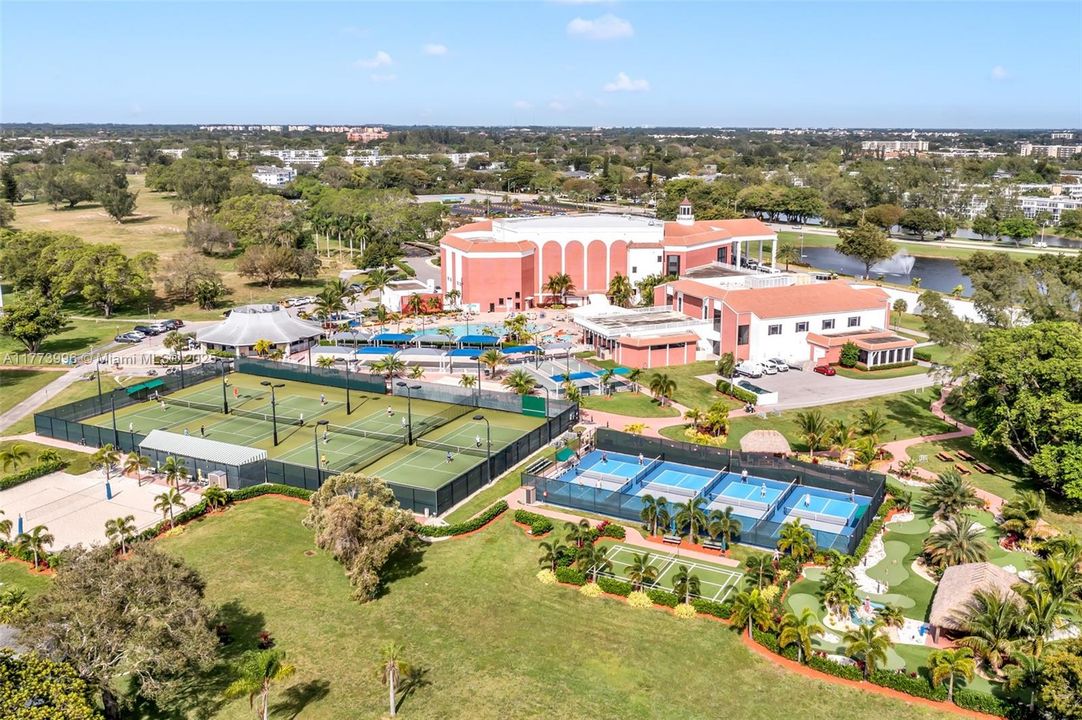 Recently Sold: $109,000 (1 beds, 1 baths, 738 Square Feet)