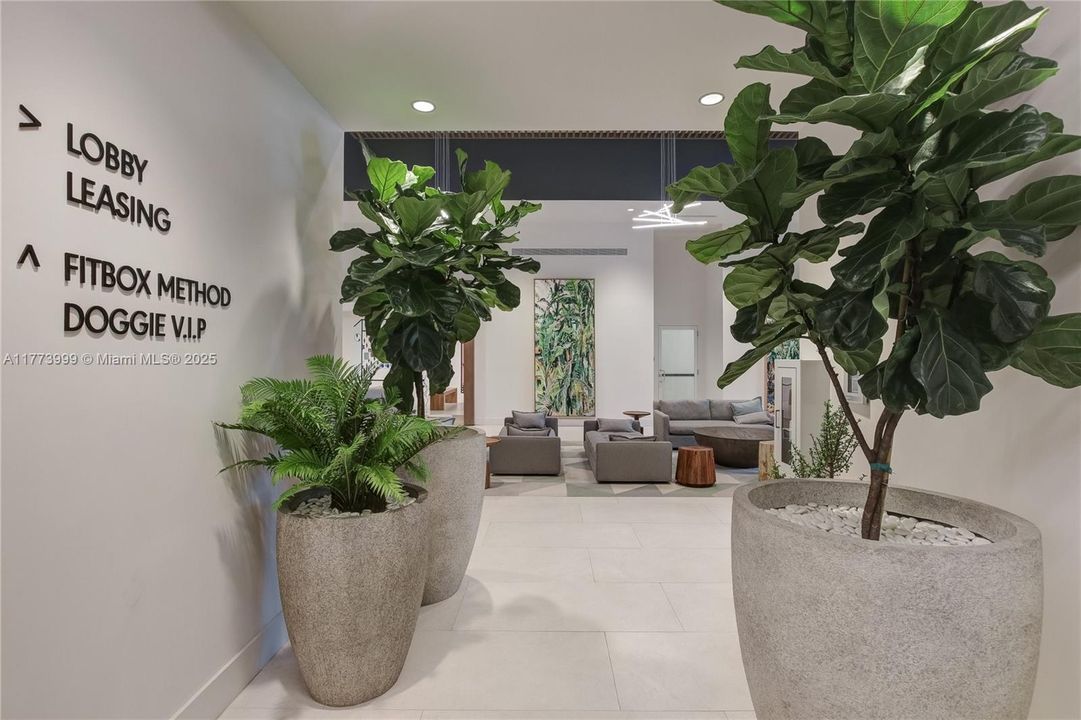 Recently Rented: $3,894 (2 beds, 2 baths, 1246 Square Feet)