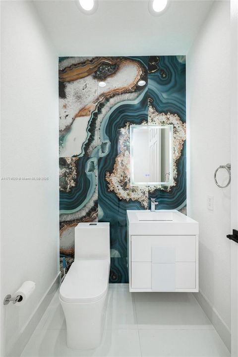 Recientemente alquilado: $6,200 (3 camas, 3 baños, 2090 Pies cuadrados)