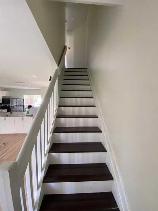 Vendido Recientemente: $359,900 (2 camas, 1 baños, 1114 Pies cuadrados)