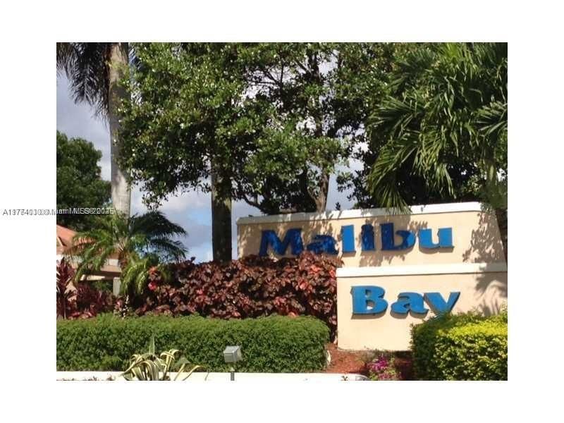 Vendido Recientemente: $359,900 (2 camas, 1 baños, 1114 Pies cuadrados)