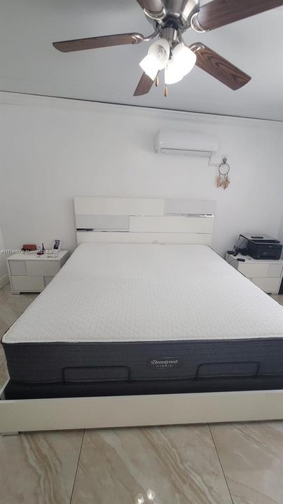 Vendido Recientemente: $650,000 (5 camas, 4 baños, 1378 Pies cuadrados)