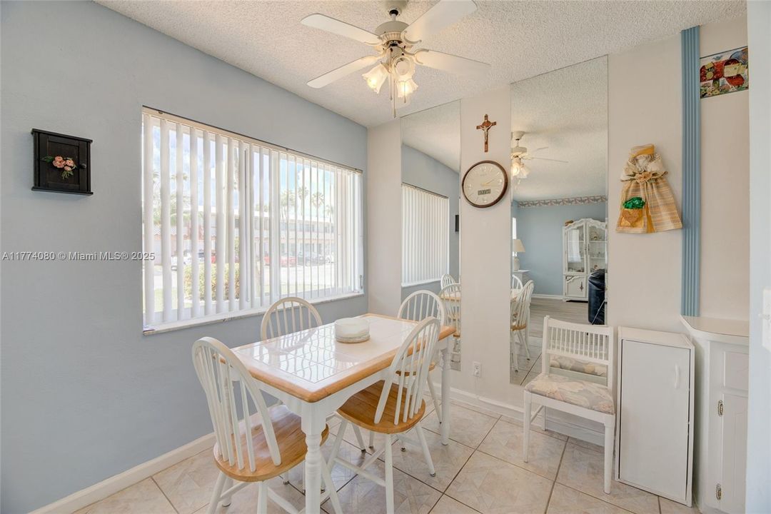 Recently Sold: $149,900 (2 beds, 1 baths, 848 Square Feet)