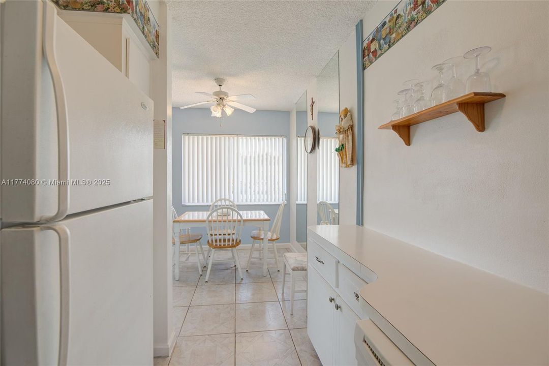 Recently Sold: $149,900 (2 beds, 1 baths, 848 Square Feet)