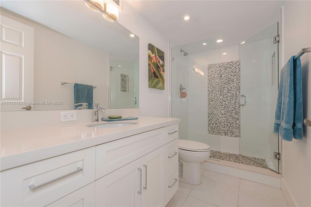 Recently Rented: $3,500 (2 beds, 2 baths, 1334 Square Feet)