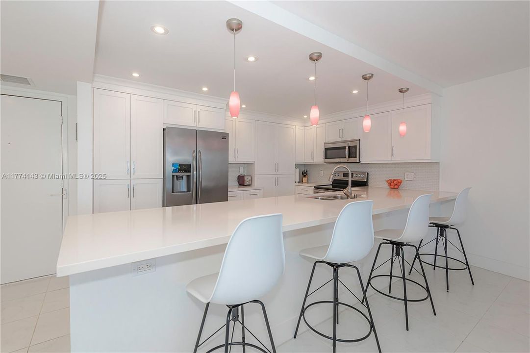 Recently Rented: $3,500 (2 beds, 2 baths, 1334 Square Feet)