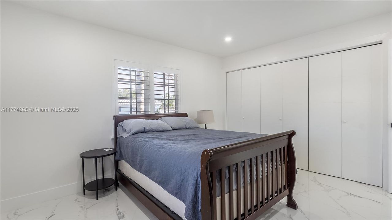 For Sale: $2,800,000 (6 beds, 3 baths, 3743 Square Feet)