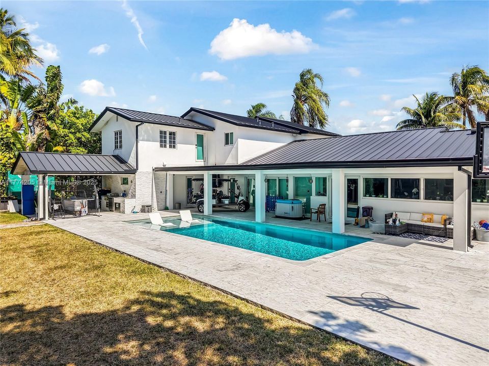 For Sale: $2,800,000 (6 beds, 3 baths, 3743 Square Feet)