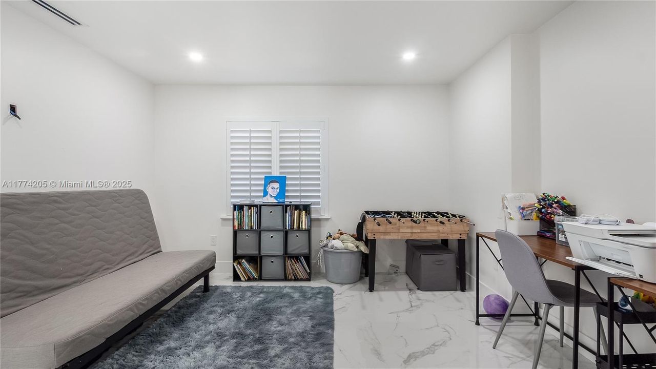 For Sale: $2,800,000 (6 beds, 3 baths, 3743 Square Feet)