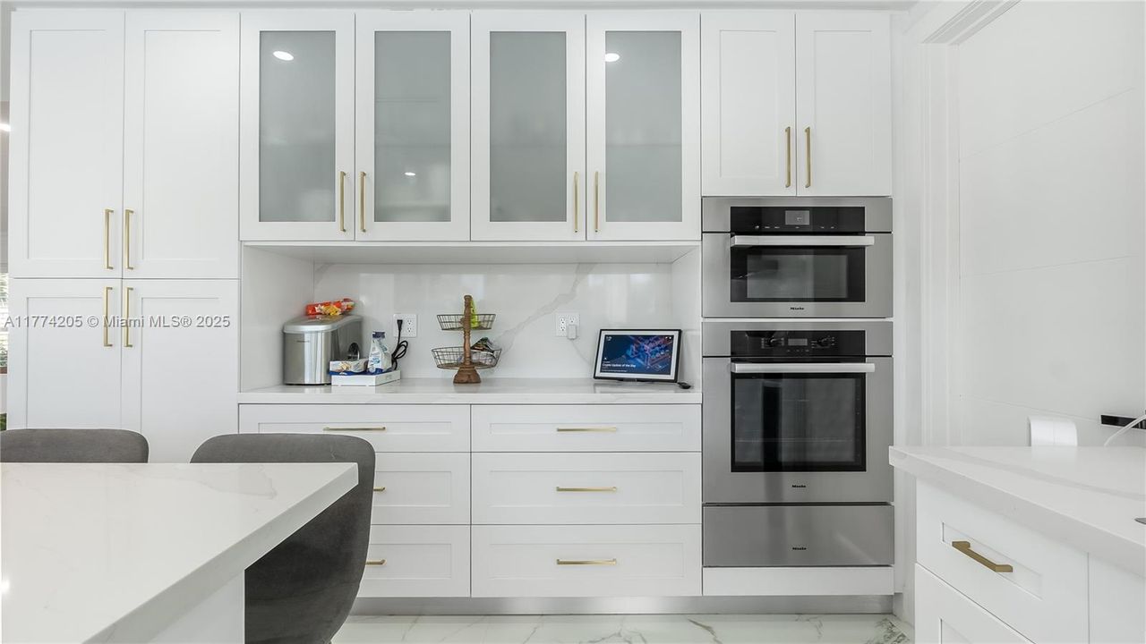 For Sale: $2,800,000 (6 beds, 3 baths, 3743 Square Feet)