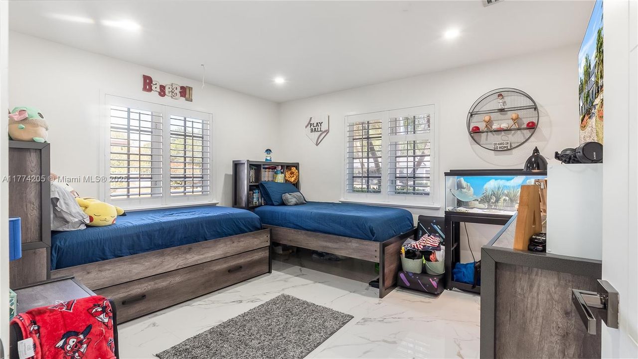 For Sale: $2,800,000 (6 beds, 3 baths, 3743 Square Feet)