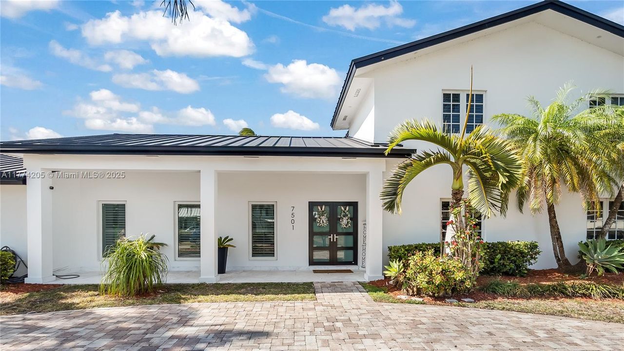 For Sale: $2,800,000 (6 beds, 3 baths, 3743 Square Feet)