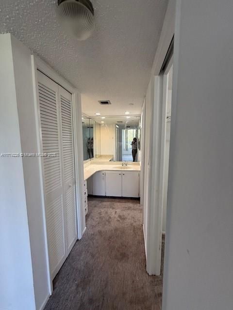 Vendido Recientemente: $210,000 (3 camas, 2 baños, 1620 Pies cuadrados)