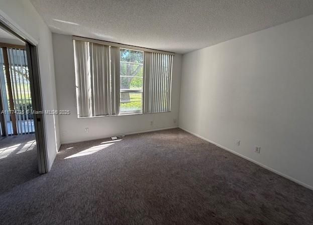 Vendido Recientemente: $210,000 (3 camas, 2 baños, 1620 Pies cuadrados)