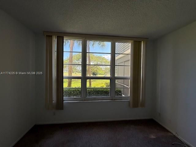 Vendido Recientemente: $210,000 (3 camas, 2 baños, 1620 Pies cuadrados)