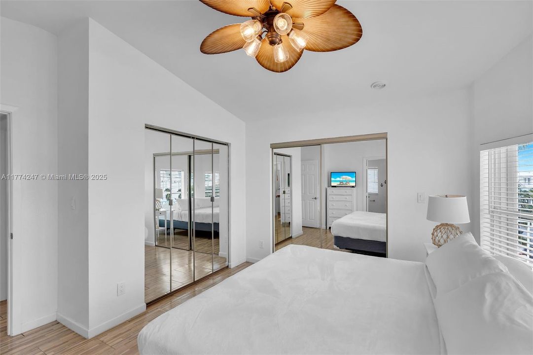 最近售出: $1,175,000 (2 贝兹, 2 浴室, 3186 平方英尺)