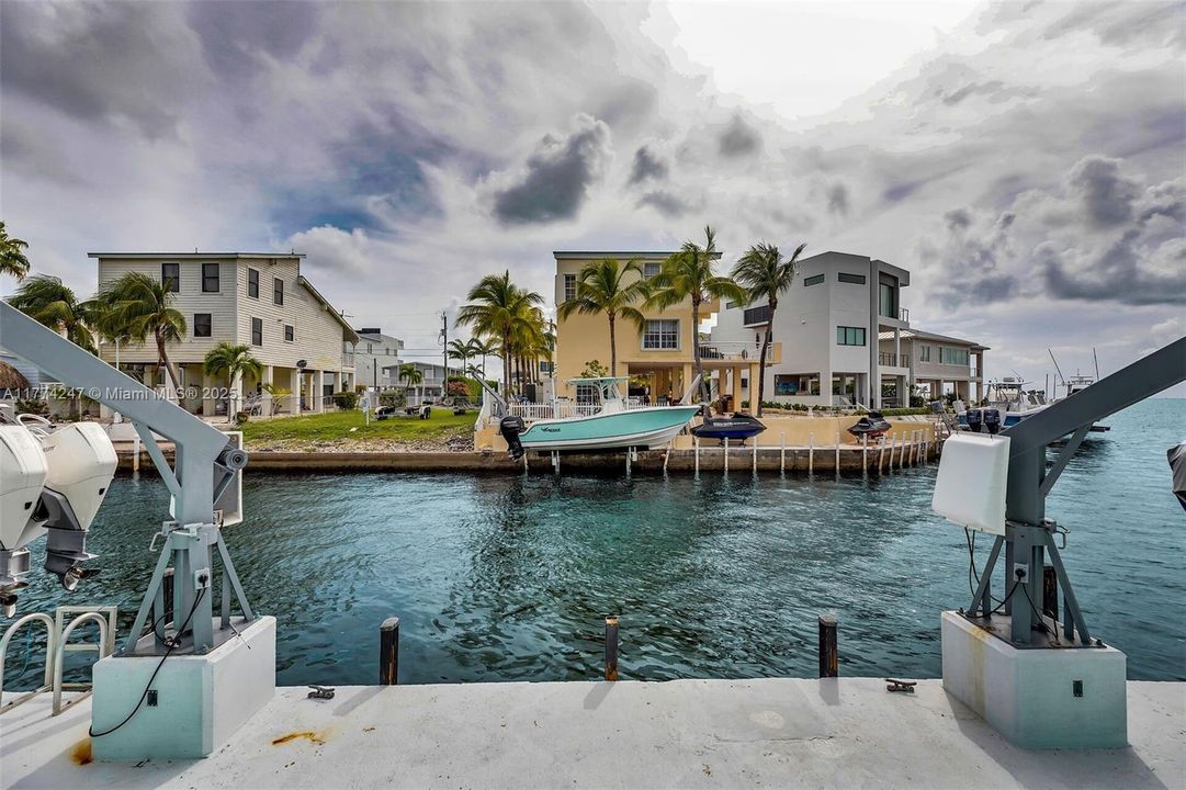 最近售出: $1,175,000 (2 贝兹, 2 浴室, 3186 平方英尺)