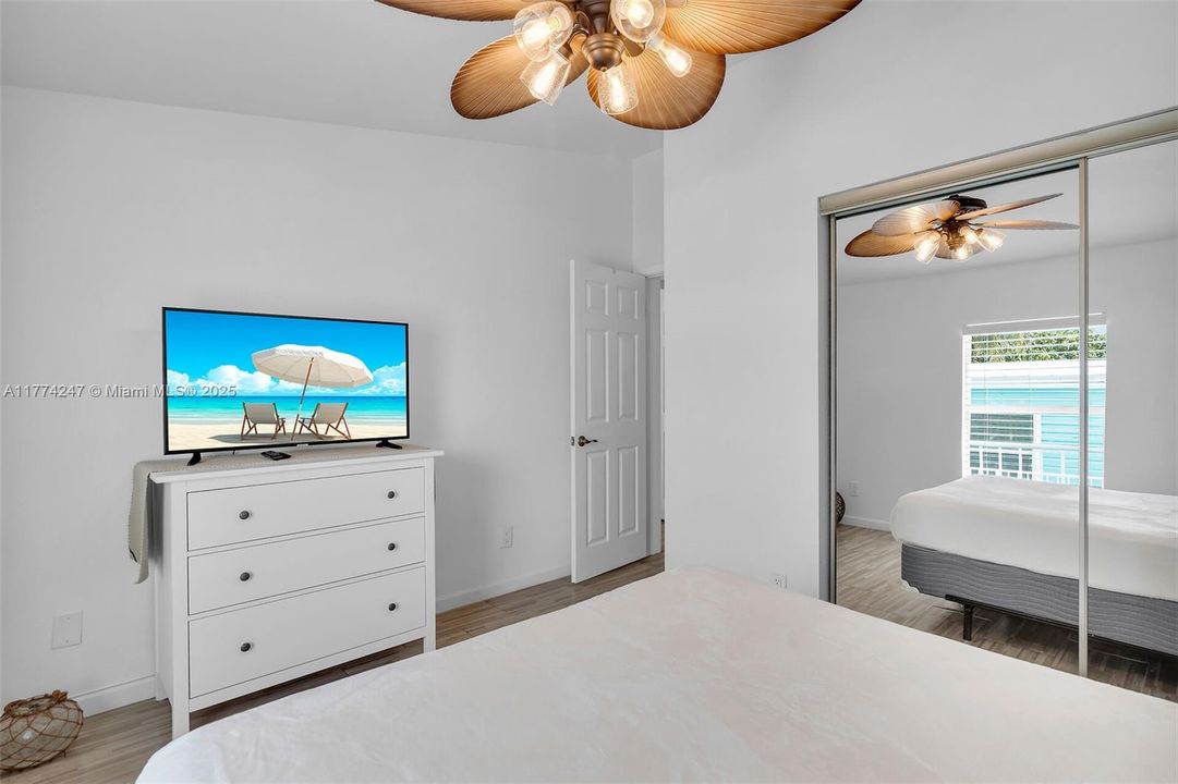 最近售出: $1,175,000 (2 贝兹, 2 浴室, 3186 平方英尺)