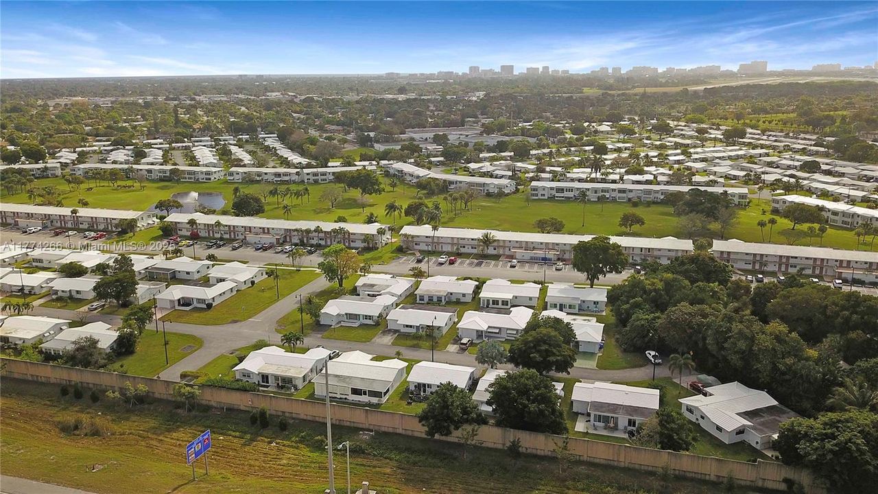 Recently Sold: $312,000 (2 beds, 2 baths, 1292 Square Feet)