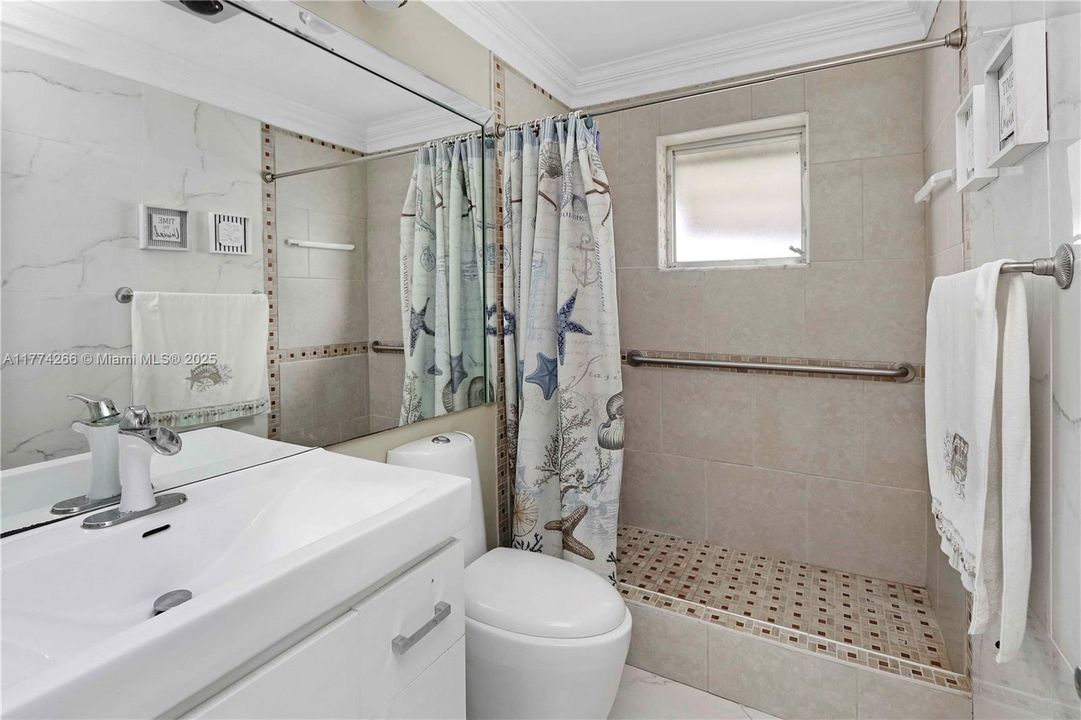 Recently Sold: $312,000 (2 beds, 2 baths, 1292 Square Feet)