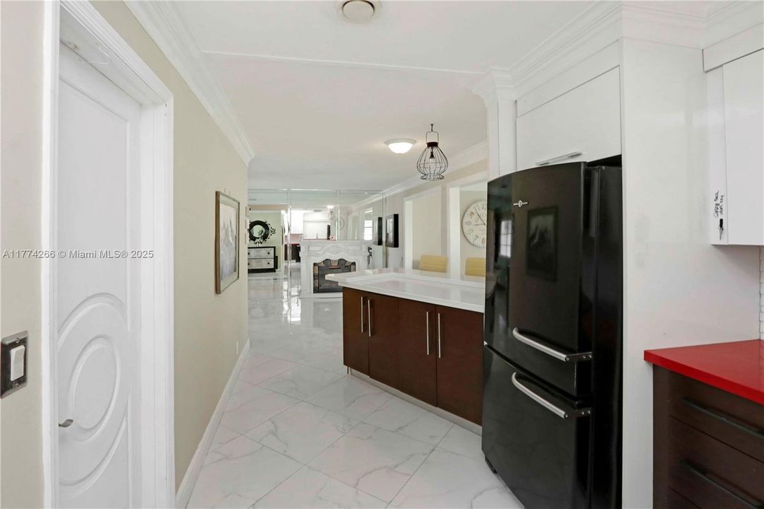 Recently Sold: $312,000 (2 beds, 2 baths, 1292 Square Feet)