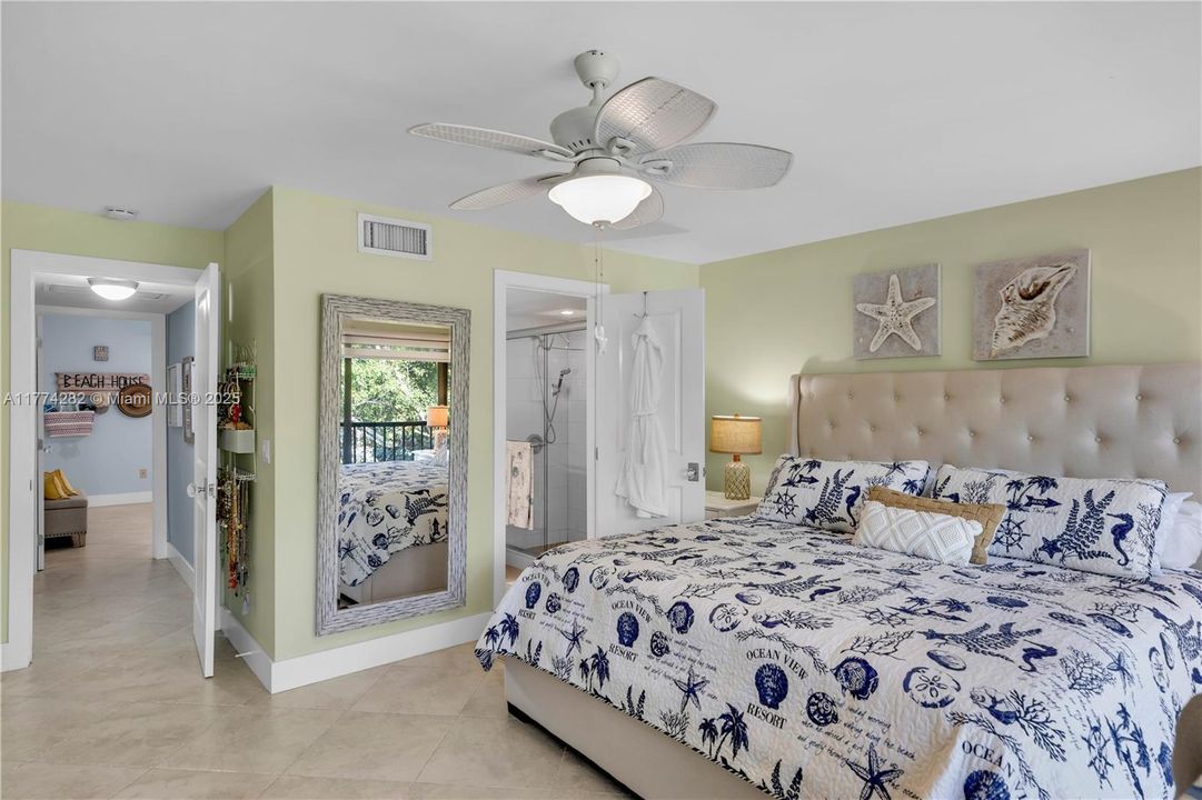 Recently Sold: $985,000 (2 beds, 2 baths, 1454 Square Feet)