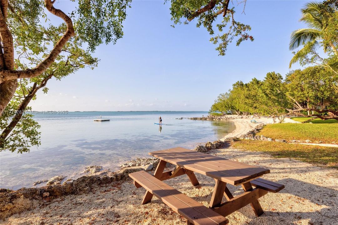 Recently Sold: $985,000 (2 beds, 2 baths, 1454 Square Feet)