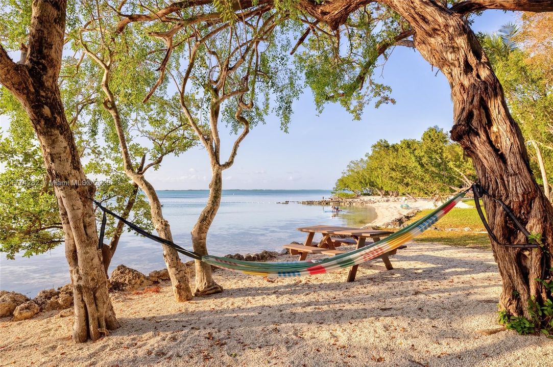 Recently Sold: $985,000 (2 beds, 2 baths, 1454 Square Feet)