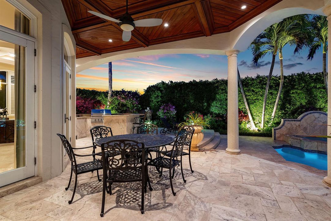 1560_Sabal_Palm_Drive_Dusk_14