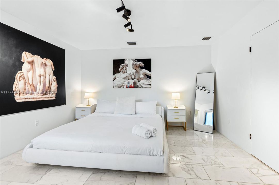 En Venta: $2,650,000 (8 camas, 8 baños, 4691 Pies cuadrados)