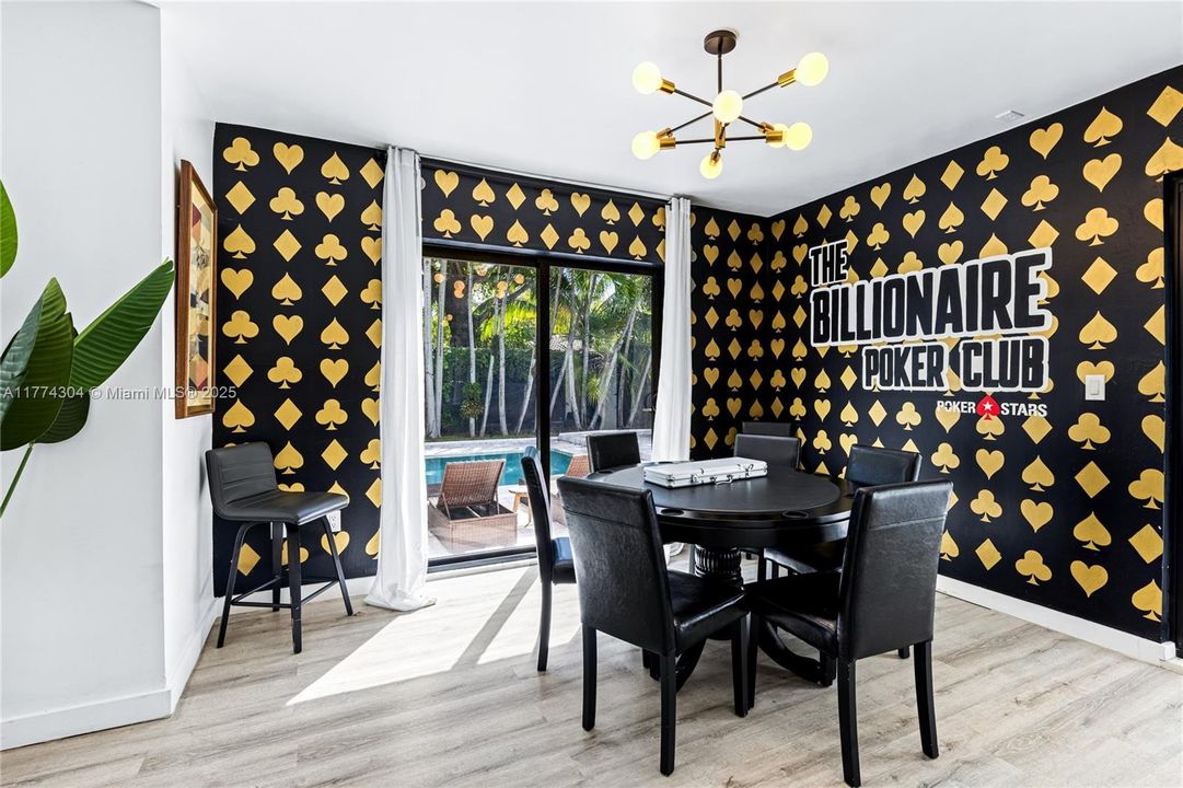 En Venta: $2,650,000 (8 camas, 8 baños, 4691 Pies cuadrados)