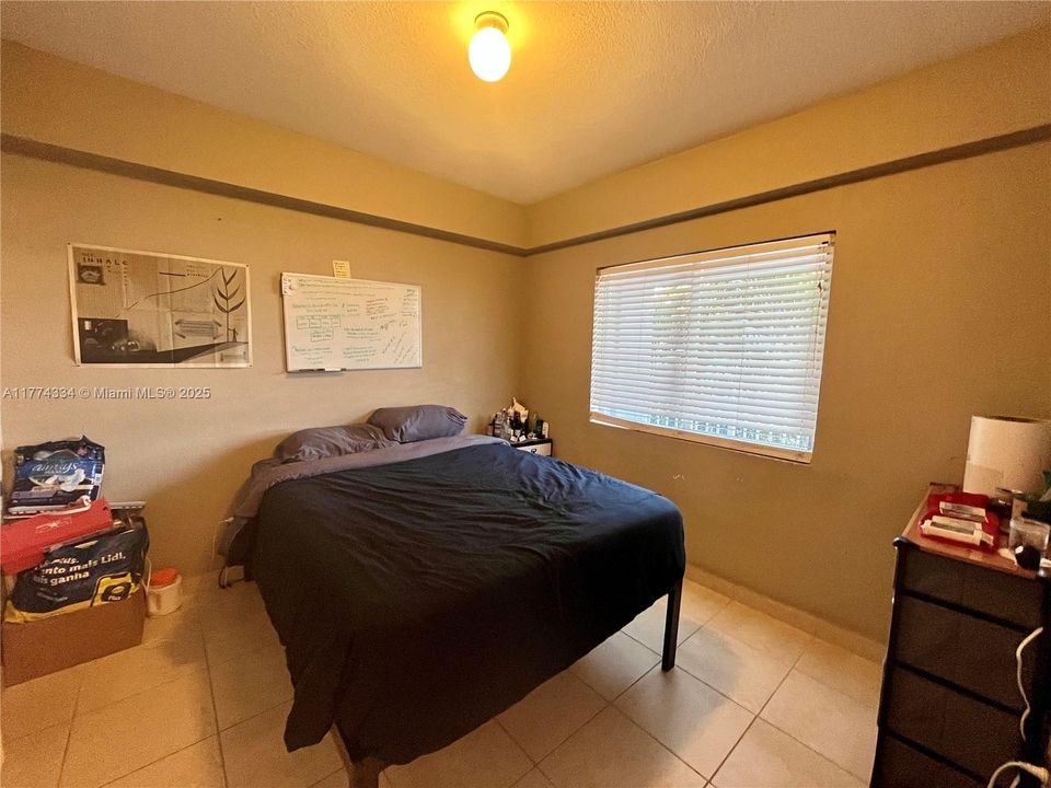 Недавно продано: $175,000 (1 спален, 1 ванн, 571 Квадратных фут)