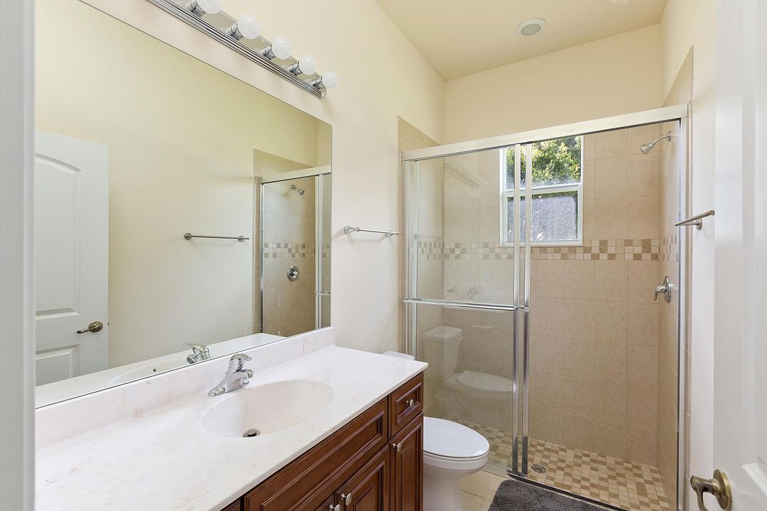 Cottage_Bathroom