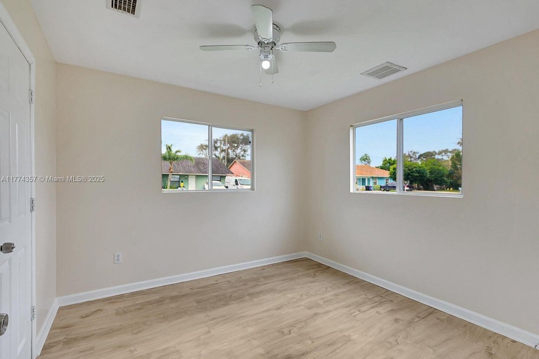 Недавно арендовано: $2,000 (2 спален, 2 ванн, 799 Квадратных фут)