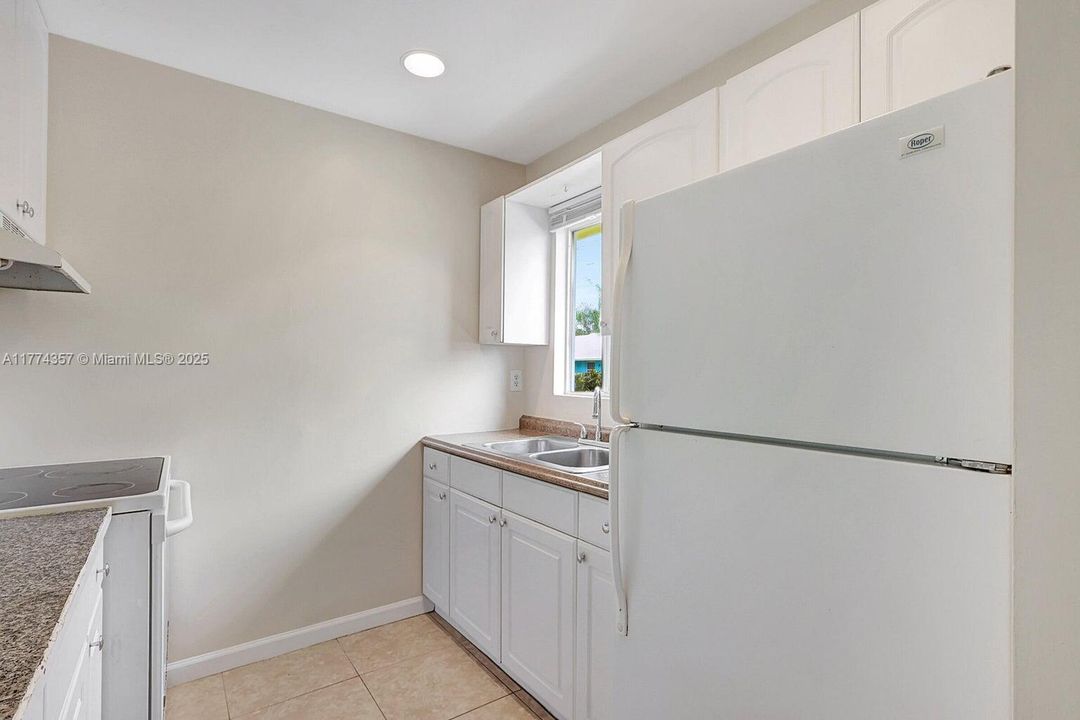 Недавно арендовано: $2,000 (2 спален, 2 ванн, 799 Квадратных фут)