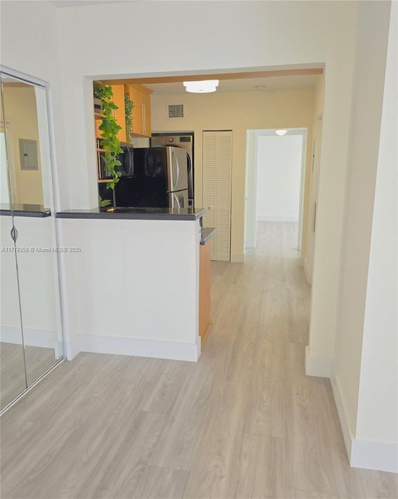 Недавно арендовано: $2,300 (1 спален, 1 ванн, 737 Квадратных фут)