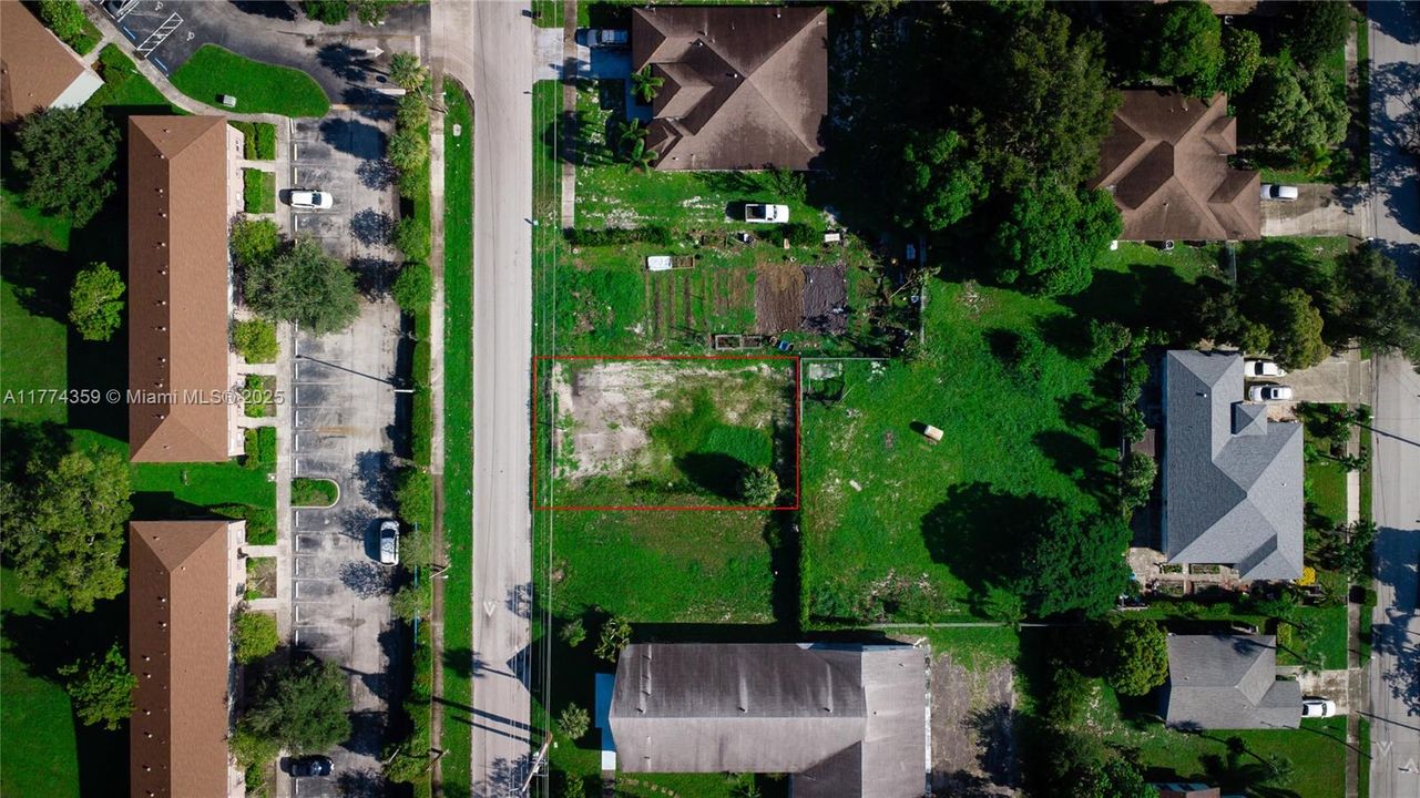 待售: $148,000 (0.10 acres)