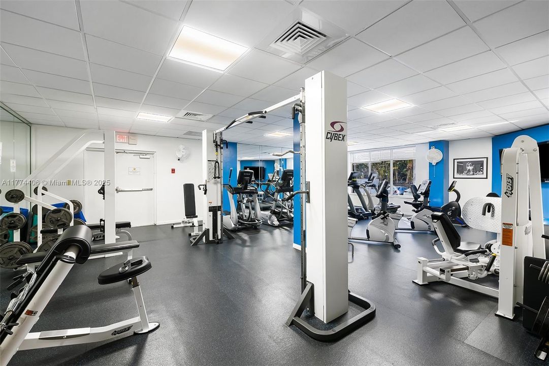 For Sale: $474,900 (1 beds, 1 baths, 1088 Square Feet)