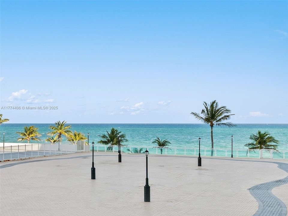 For Sale: $474,900 (1 beds, 1 baths, 1088 Square Feet)