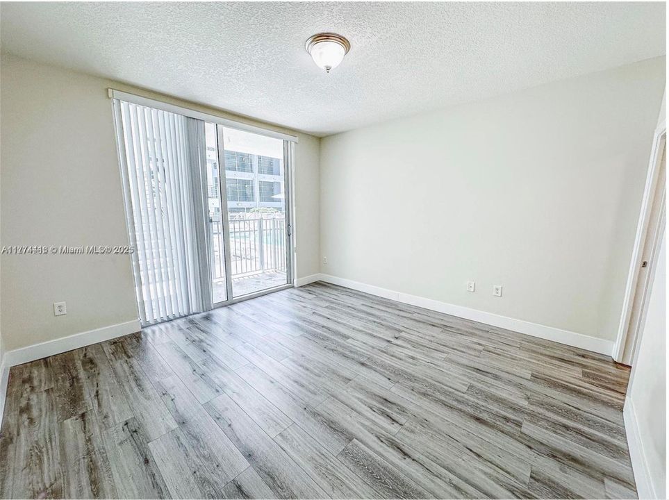 Recently Rented: $4,200 (2 beds, 2 baths, 1053 Square Feet)