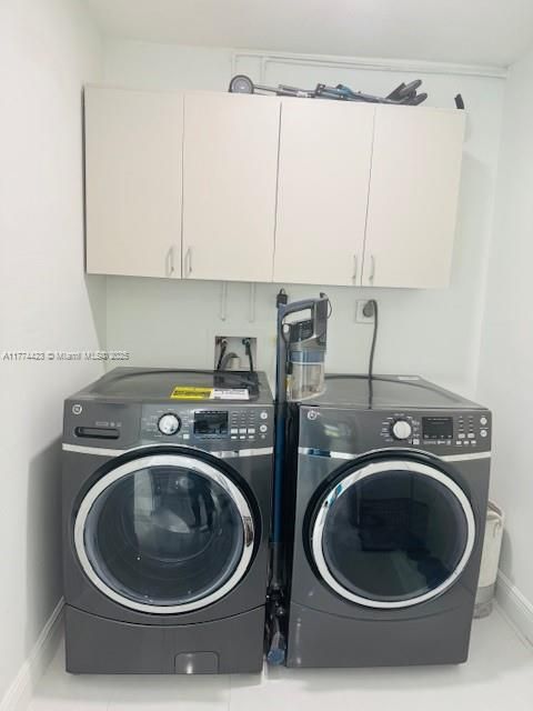 Recently Sold: $539,999 (4 beds, 2 baths, 1081 Square Feet)