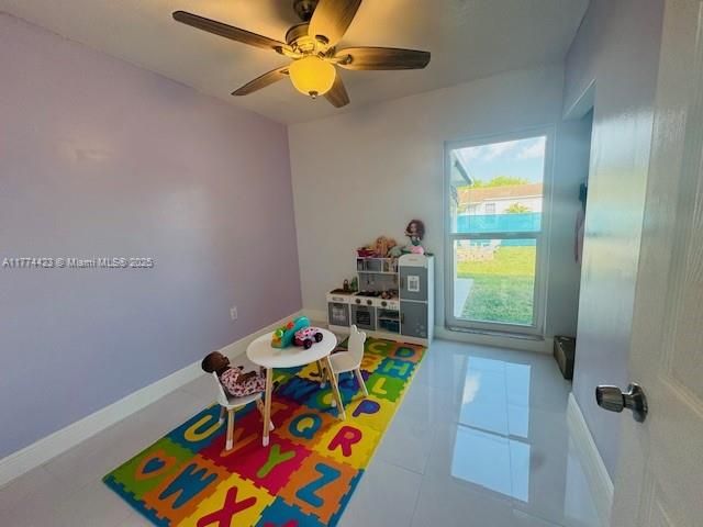 Recently Sold: $539,999 (4 beds, 2 baths, 1081 Square Feet)