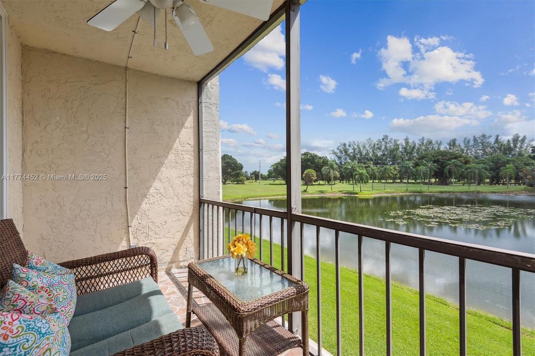 Recently Sold: $139,900 (1 beds, 1 baths, 900 Square Feet)