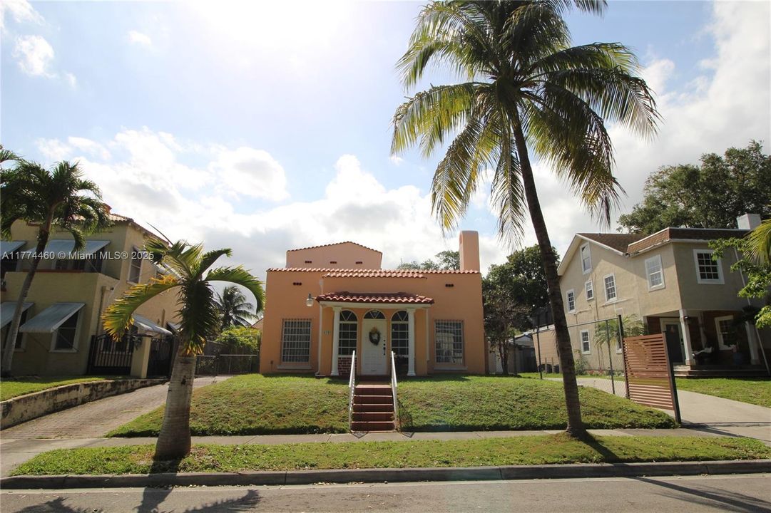 For Sale: $949,900 (0 beds, 0 baths, 2415 Square Feet)