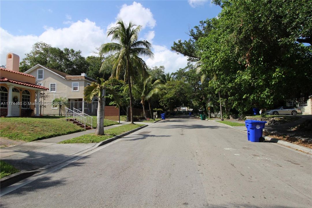 For Sale: $949,900 (0 beds, 0 baths, 2415 Square Feet)